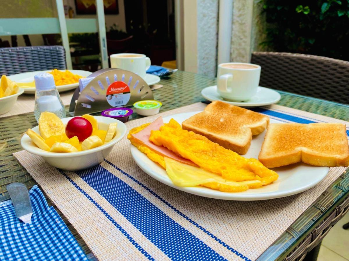 Hotel Marbella Chico 보고타 외부 사진