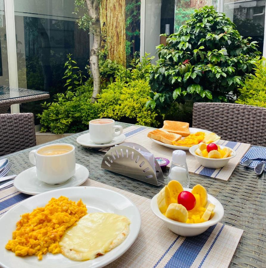 Hotel Marbella Chico 보고타 외부 사진
