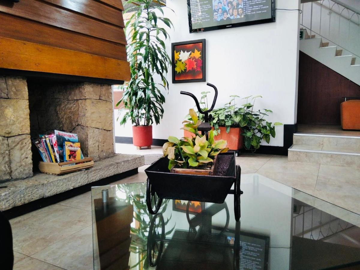 Hotel Marbella Chico 보고타 외부 사진
