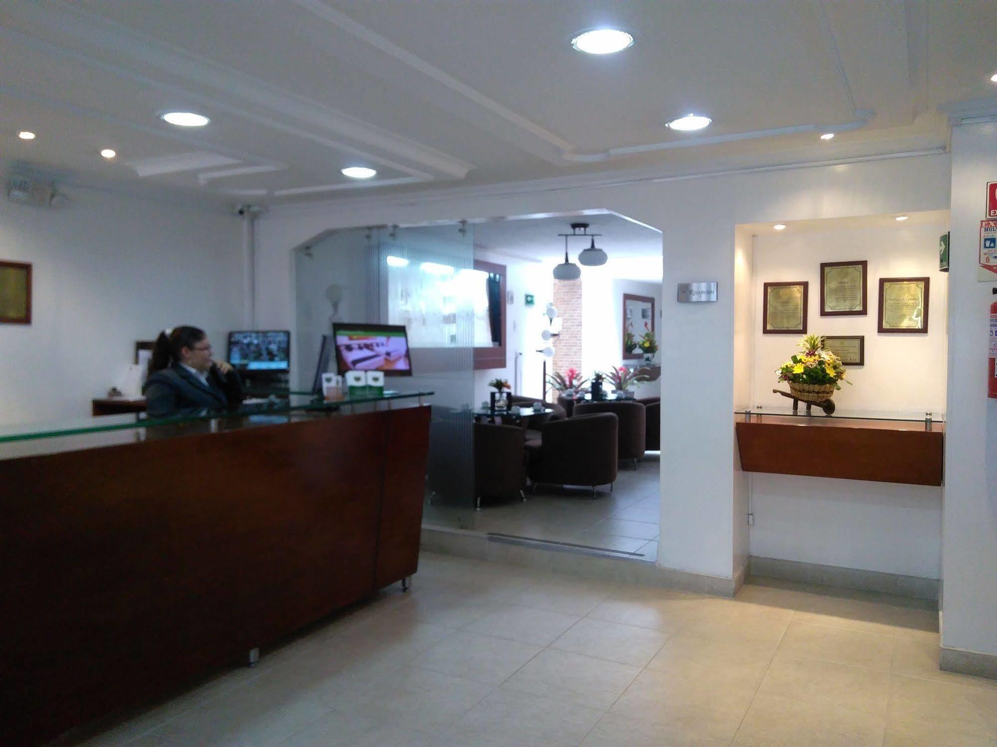 Hotel Marbella Chico 보고타 외부 사진